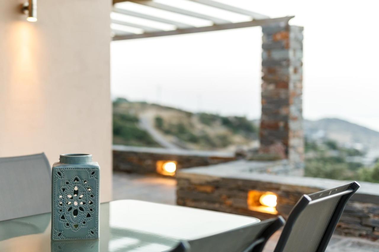 Villa Cycladic With Sea View!