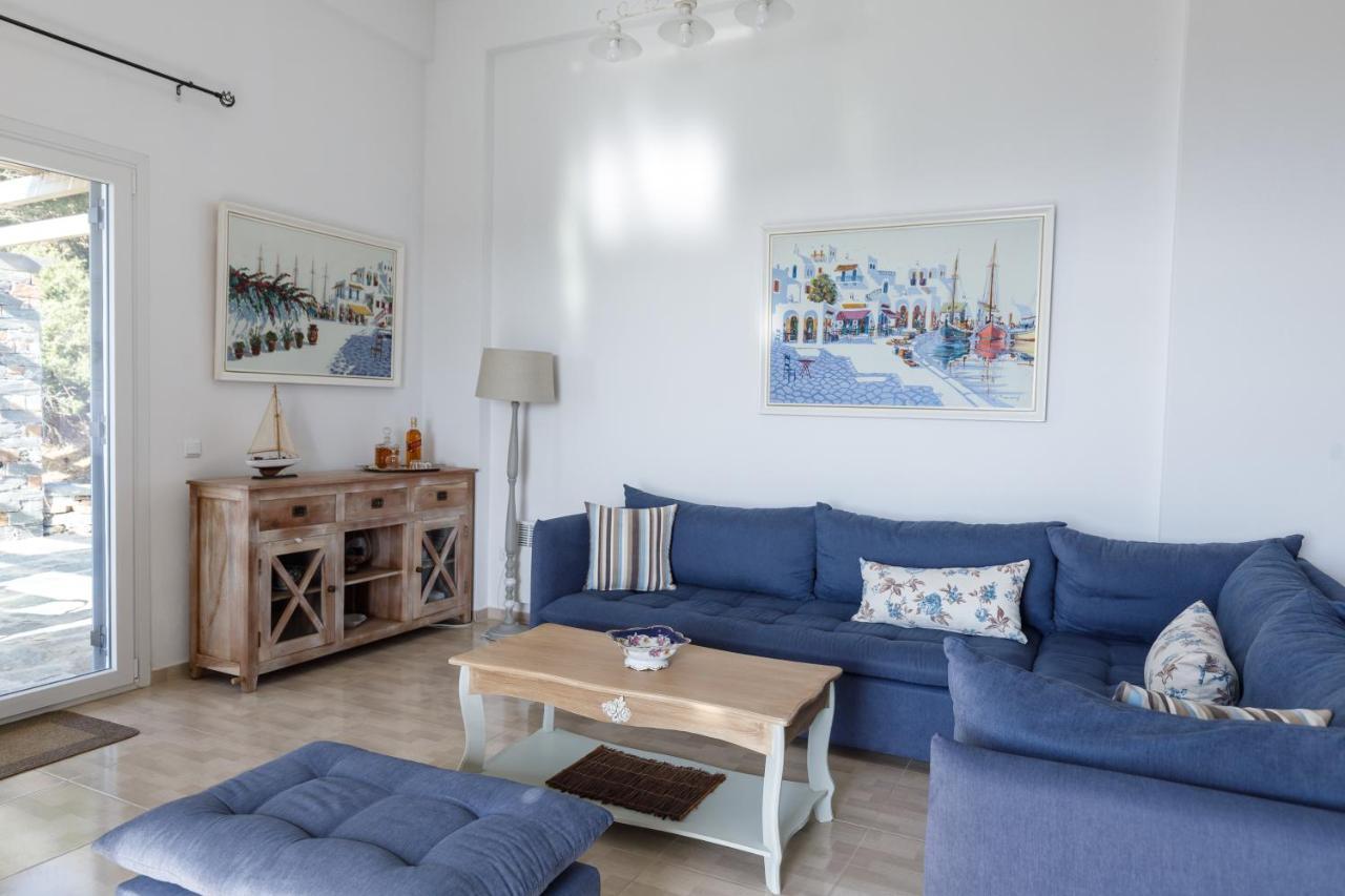 Cycladic With Sea View! Villa Ioulis