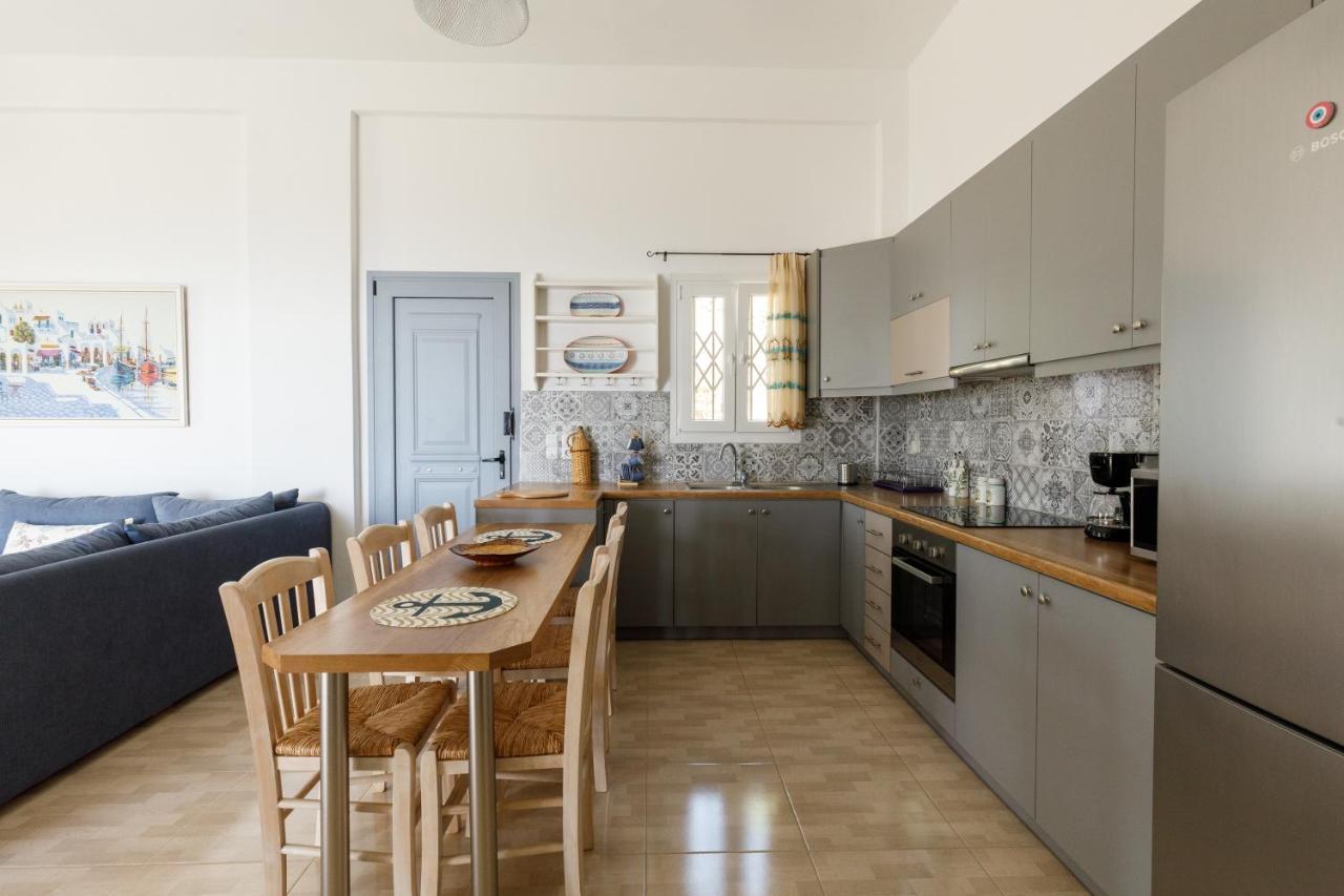Cycladic With Sea View! Villa Ioulis